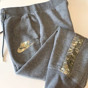 Women’s Fleece Joggers